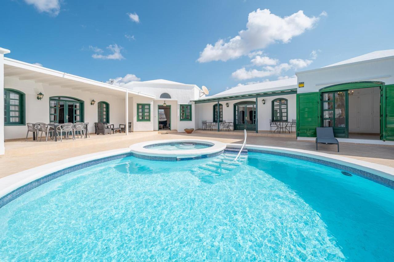 Villa Milan Puerto del Carmen  Exterior foto