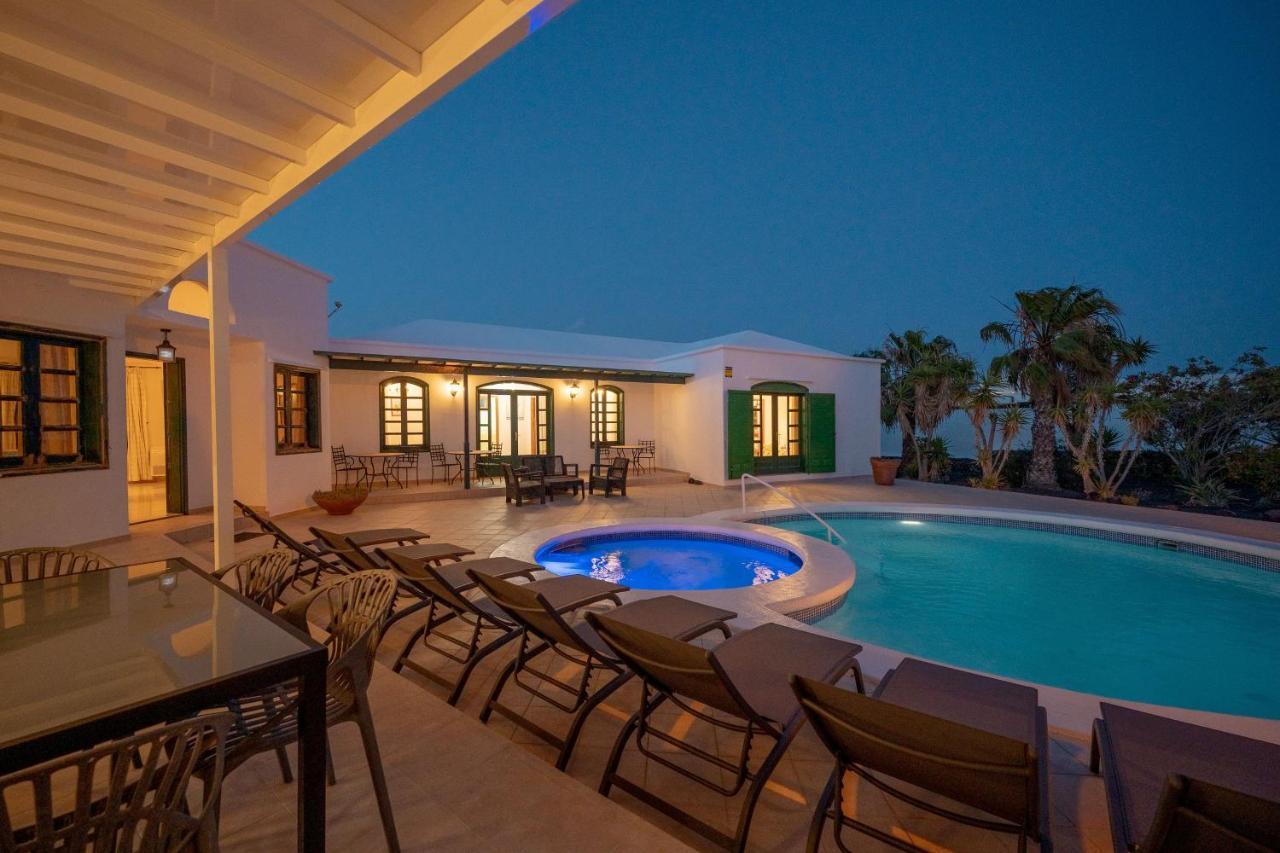 Villa Milan Puerto del Carmen  Exterior foto